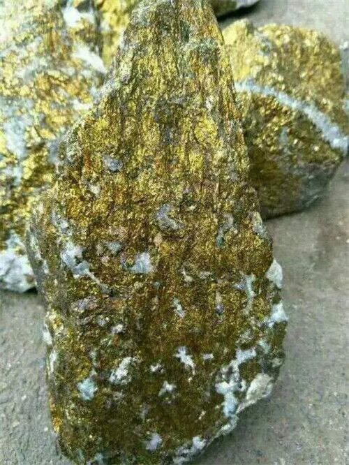 金礦石飾品